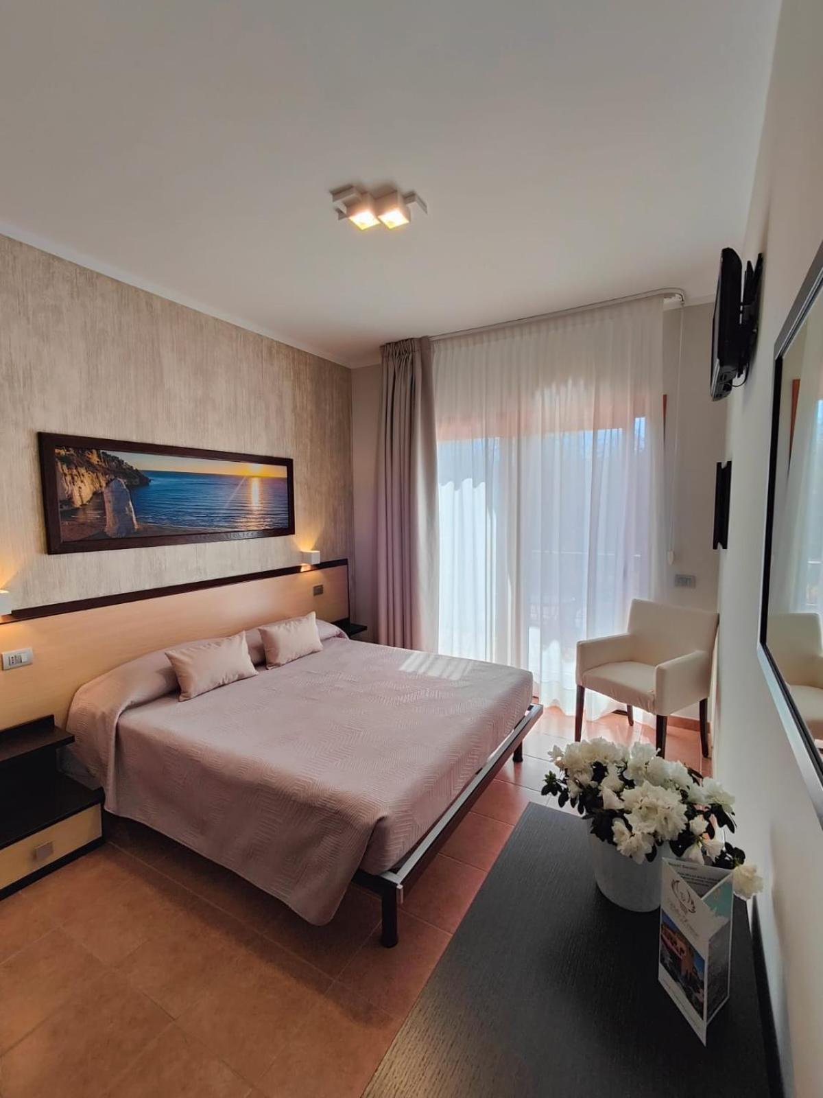 Villa Fenice Bed & Breakfast Vieste Eksteriør bilde